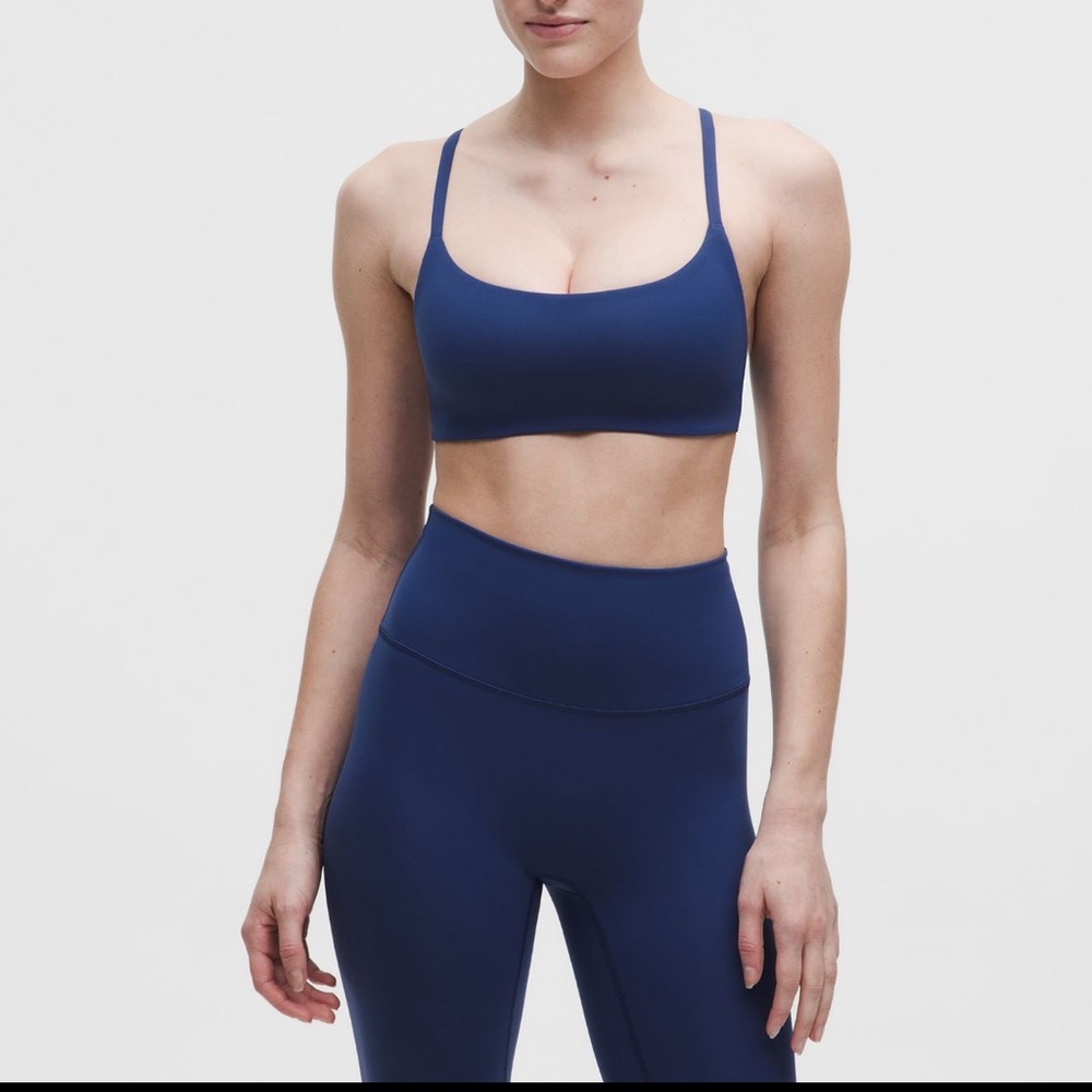 VEUC worn 3x LULULEMON size 12 wunder under strappy racer bra a/b bltw 12